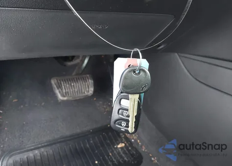 2020 Hyundai Elantra Sel from USA, damaged, VIN 5NPD84LF9LH575450